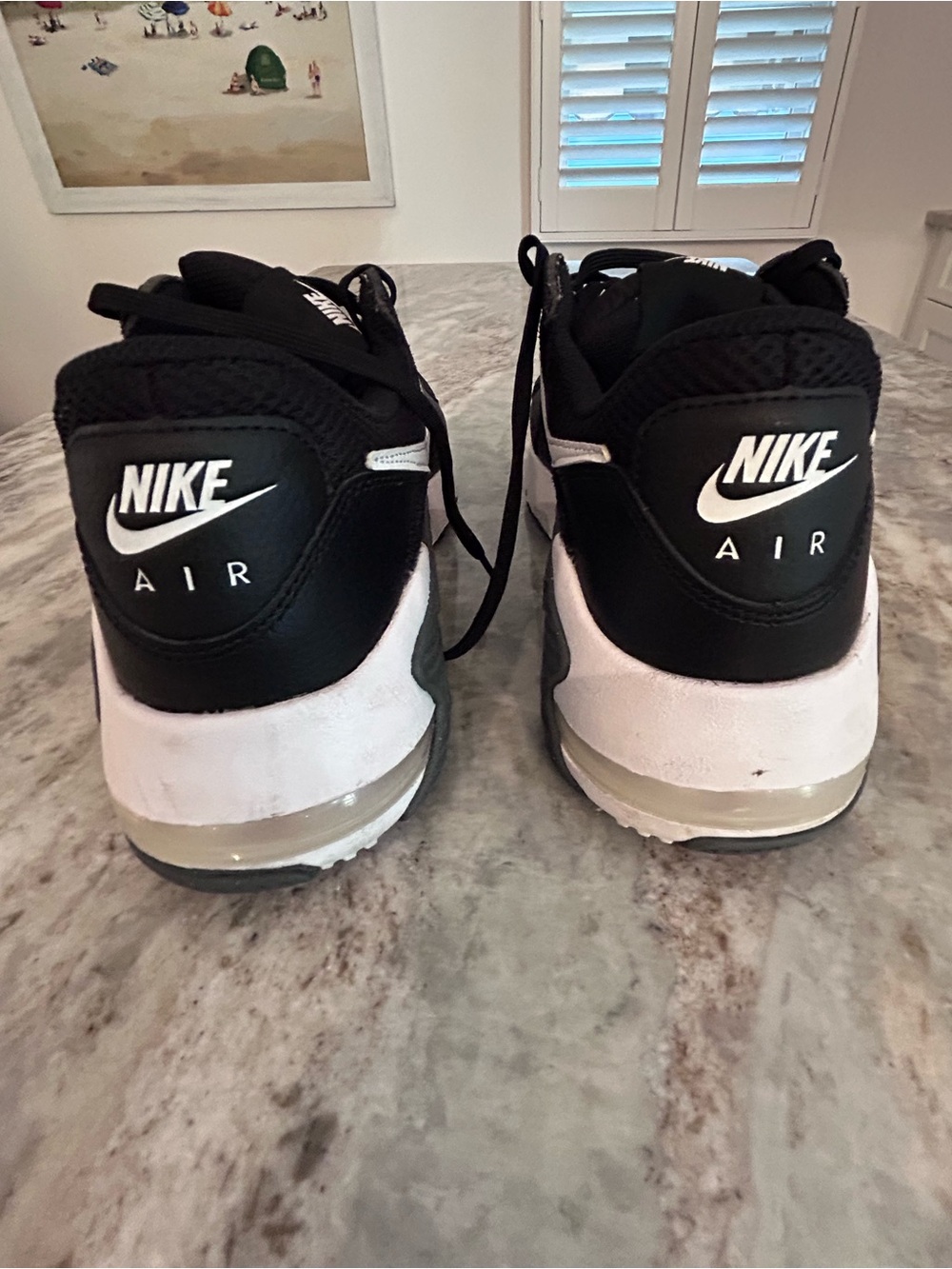 Nike  Black and White Air Max Sneakers. White platform sneakers 10 - Picture 2 of 8